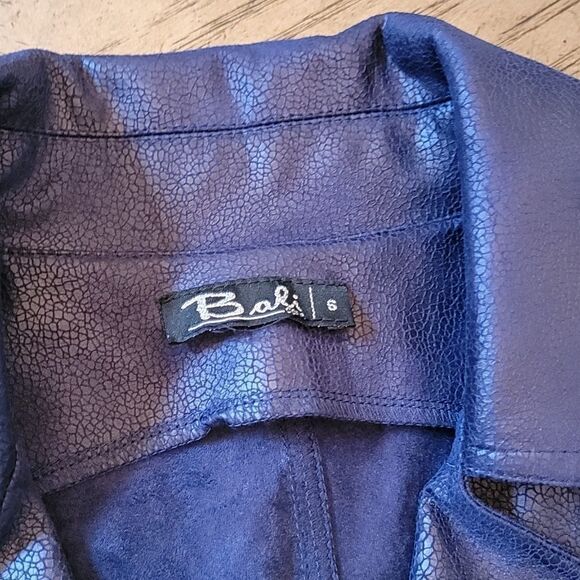 Navy open front faux leather jacket size 6 by Bali - Picture 2 of 5